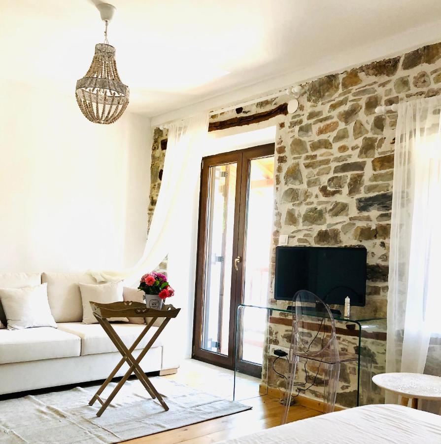 1880 Villa Agios Nikolaos (Chalkidiki)